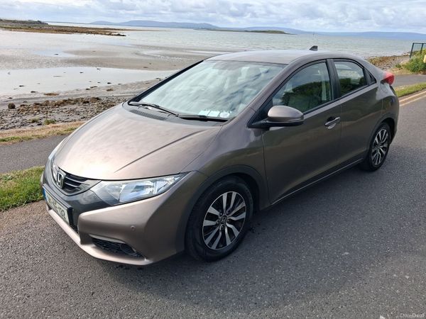 Honda Civic Hatchback, Diesel, 2014, Beige