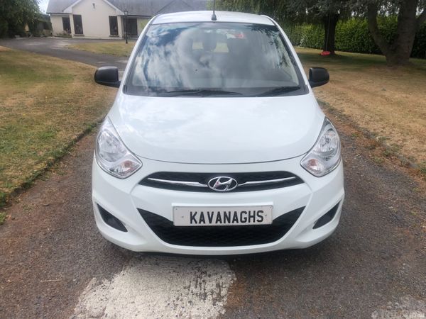 Hyundai i10 Hatchback, Petrol, 2013, White
