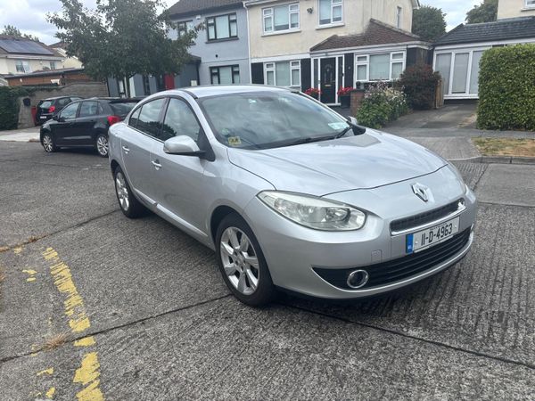 Renault Fluence Saloon, Diesel, 2011, Silver
