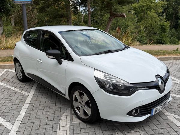 Renault Clio Hatchback, Petrol, 2016, White