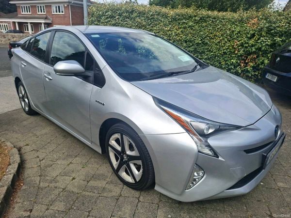 Toyota Prius Hatchback, Petrol Hybrid, 2016, Silver