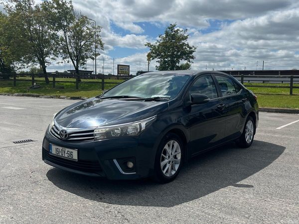 Toyota Corolla Saloon, Diesel, 2015, Black