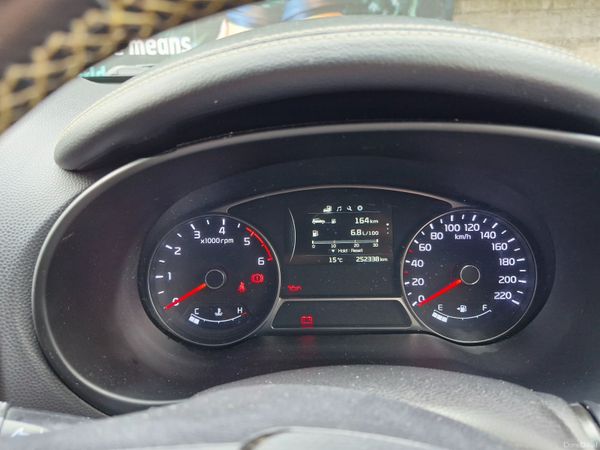 Kia Soul Hatchback, Diesel, 2015, Black