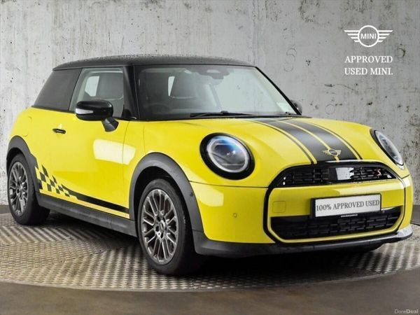 Mini Cooper Hatchback, Petrol, 2025, Yellow