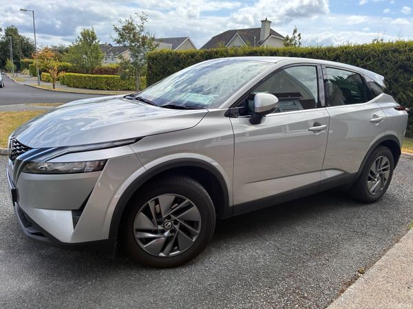 Nissan Qashqai MPV, Petrol, 2021, Grey