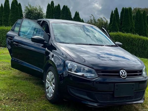 Volkswagen Polo Hatchback, Petrol, 2014, Black