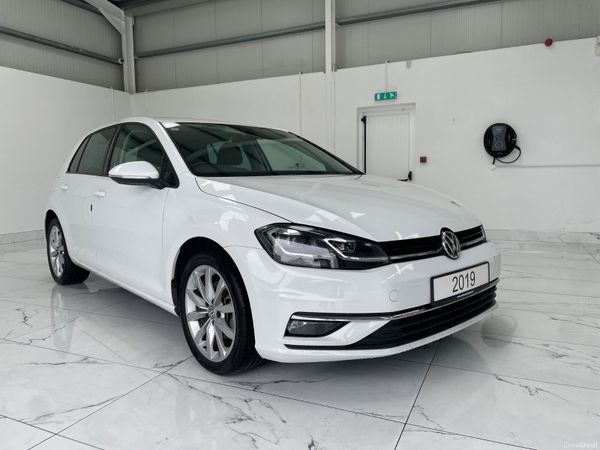 Volkswagen Golf Hatchback, Petrol, 2019, White