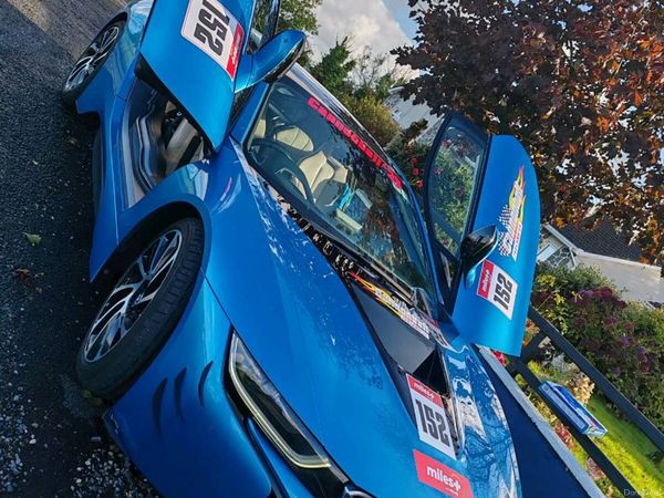 BMW i8 Coupe, Petrol Plug-in Hybrid, 2017, Blue