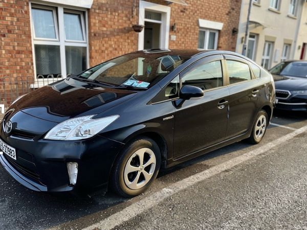 Toyota Prius Hatchback, Petrol Hybrid, 2014, Black