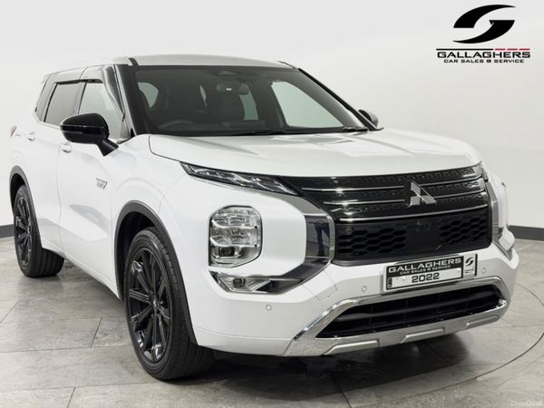 Mitsubishi Outlander SUV, Petrol Plug-in Hybrid, 2022, White