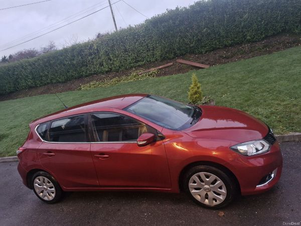 Nissan Pulsar Hatchback, Diesel, 2018, Red
