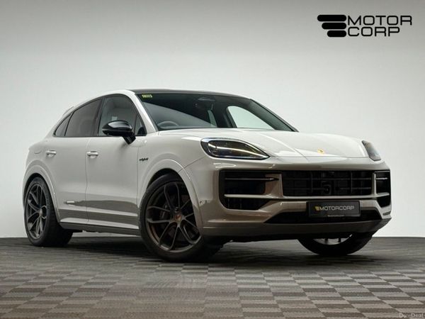 Porsche Cayenne Coupe, Petrol Plug-in Hybrid, 2026, Grey