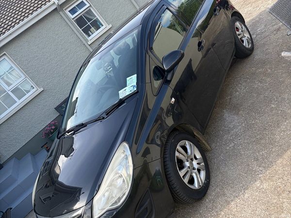 Vauxhall Corsa Hatchback, Diesel, 2012, Black