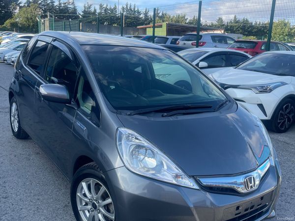 Honda Fit Hatchback, Petrol Hybrid, 2013, Grey