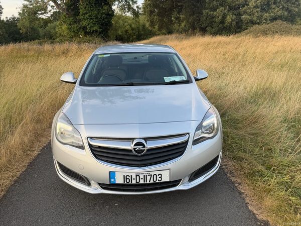 Opel Insignia Saloon, Diesel, 2016, Silver