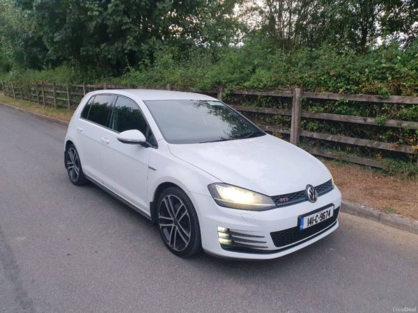 Volkswagen Golf Estate, Diesel, 2014, White