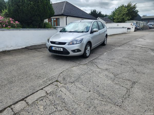Ford Focus Hatchback, Diesel, 2011, Silver