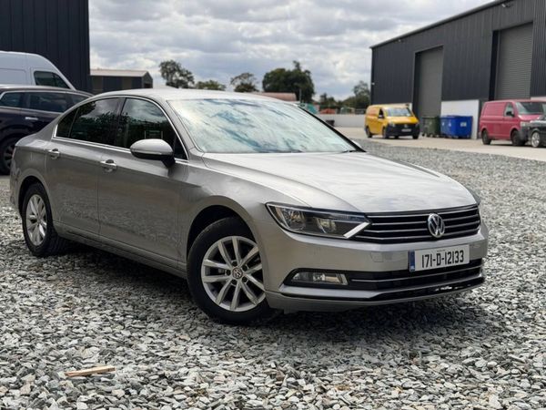 Volkswagen Passat Saloon, Diesel, 2017, Grey