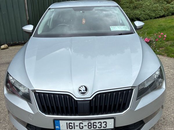 Skoda Superb Hatchback, Diesel, 2016, Silver