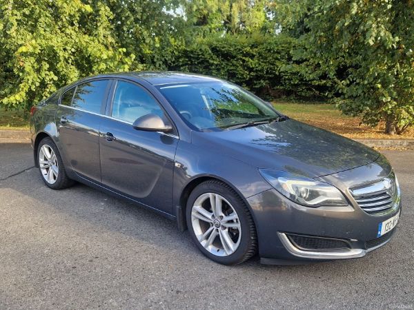 Vauxhall Insignia Hatchback, Diesel, 2013, Grey