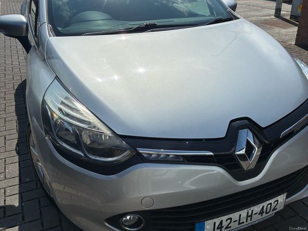 Renault Clio Hatchback, Petrol, 2014, Silver