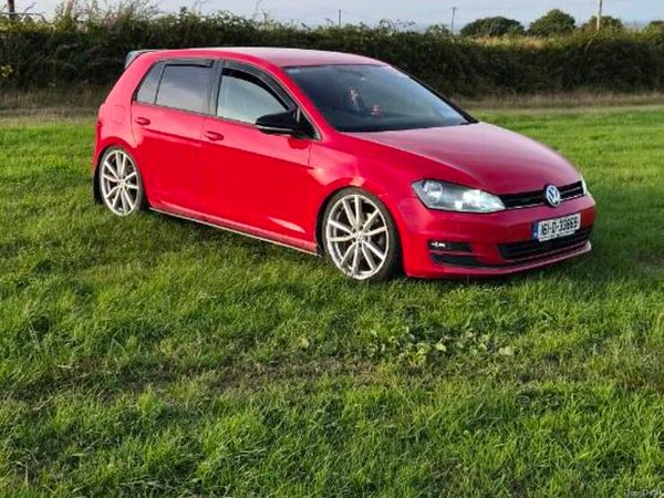 Volkswagen Golf Estate, Diesel, 2016, Red