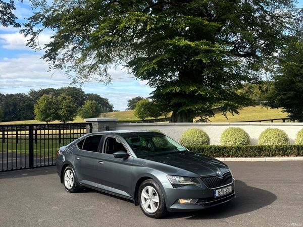 Skoda Superb Saloon, Diesel, 2018, Grey