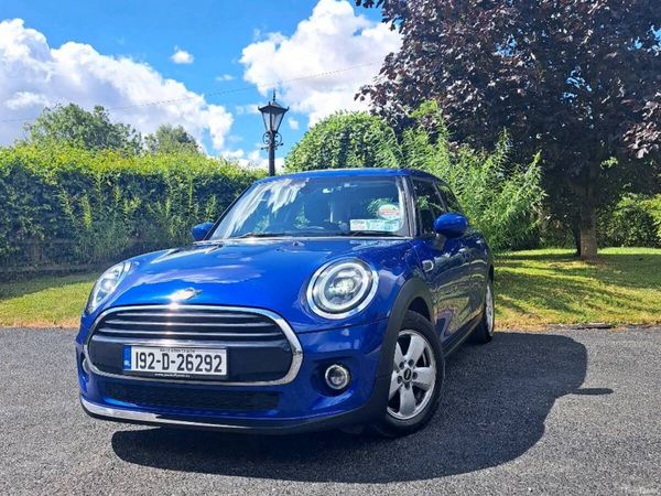 Mini Cooper Hatchback, Petrol, 2019, Blue