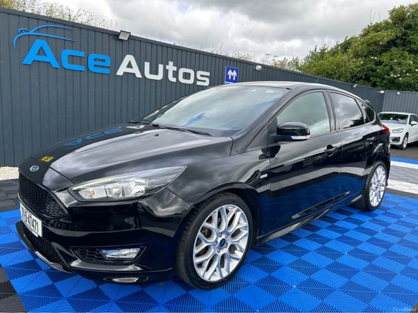 Ford Focus Hatchback, Petrol, 2017, Black