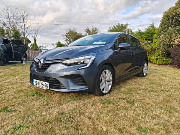 Renault Clio Hatchback, Petrol, 2022, Grey
