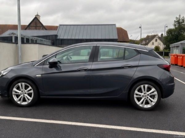 Opel Astra Hatchback, Diesel, 2018, Grey