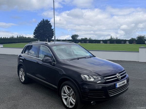Volkswagen Touareg SUV, Diesel, 2011, Black