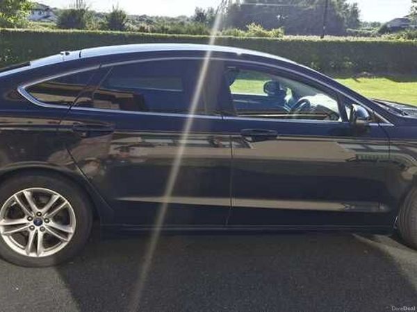 Ford Mondeo Hatchback, Diesel, 2016, Black