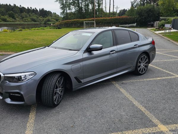 BMW 5-Series Saloon, Petrol Plug-in Hybrid, 2018, Blue