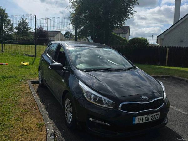 Kia Ceed Hatchback, Diesel, 2017, Black