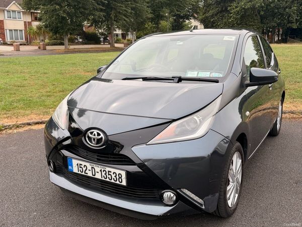 Toyota Aygo Hatchback, Petrol, 2015, Grey