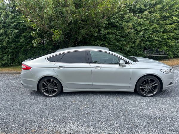 Ford Mondeo Hatchback, Diesel, 2018, Silver