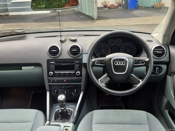 Audi A3 Hatchback, Diesel, 2011, Grey