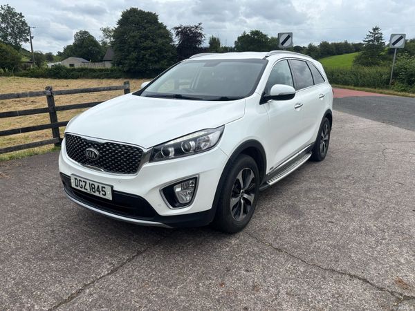 Kia Sorento SUV, Diesel, 2016, White