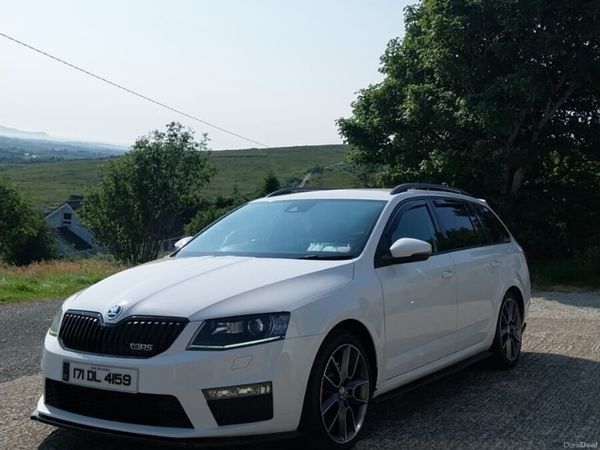 Skoda Octavia Estate, Diesel, 2017, White