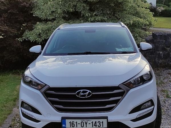 Hyundai Tucson SUV, Diesel, 2016, White