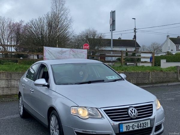 Volkswagen Passat Saloon, Diesel, 2010, Silver
