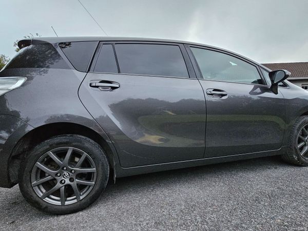 Toyota Verso MPV, Petrol, 2015, Grey