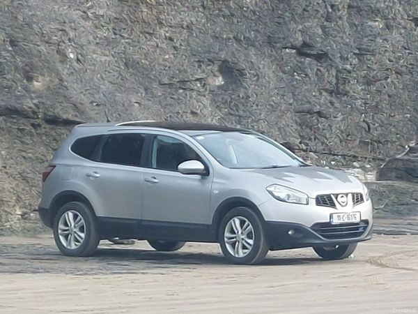 Nissan Qashqai+2 Hatchback, Diesel, 2011, Silver