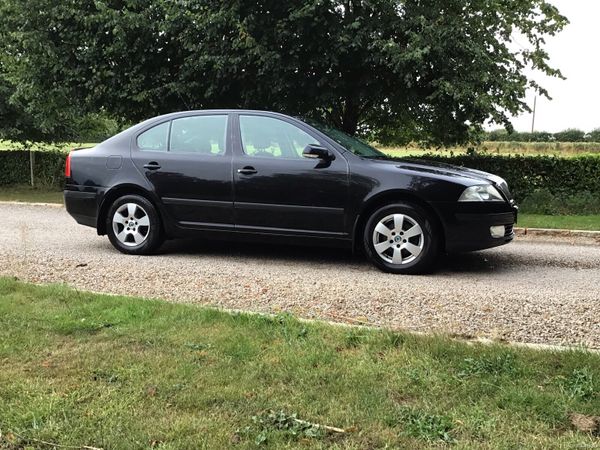 Skoda Octavia Hatchback, Petrol, 2007, Black