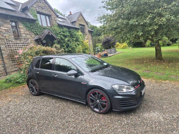 Volkswagen Golf Estate, Petrol, 2014, Grey
