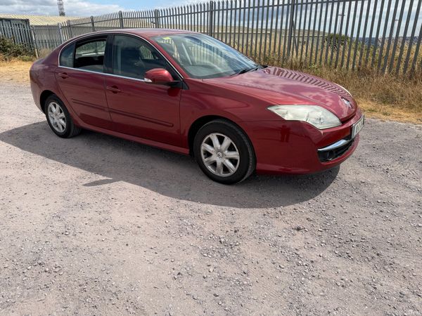 Renault Laguna Hatchback, Diesel, 2010, Red