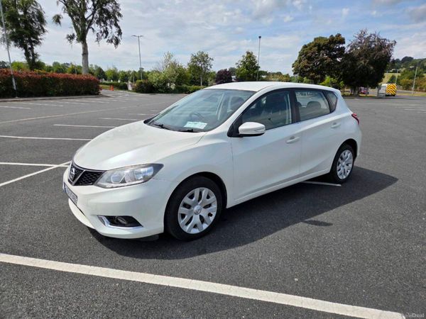 Nissan Pulsar Hatchback, Diesel, 2016, White