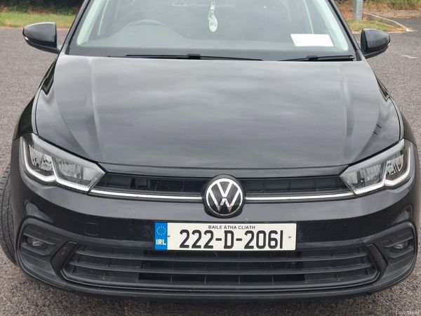 Volkswagen Polo Hatchback, Petrol, 2022, Black