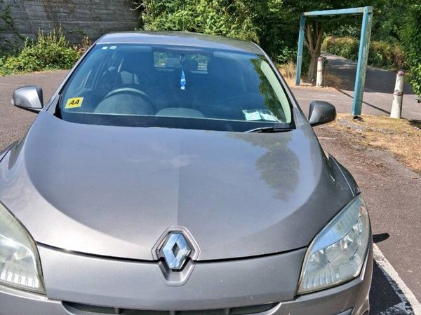 Renault Megane Hatchback, Diesel, 2012, Grey